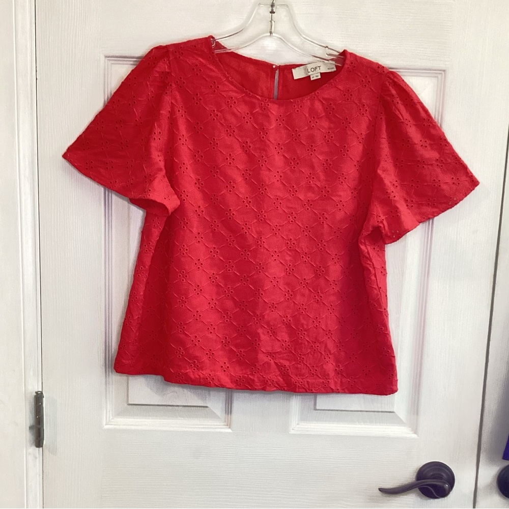 *🎉HOST PICK🎉* NWT LOFT Eyelet Cropped Top Size Medium Petite - Picture 4 of 10